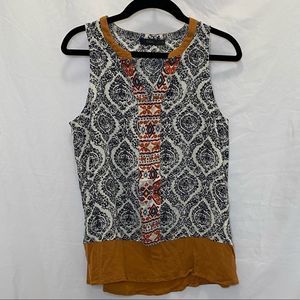 THML black & white patterned with tan trim blouse tank top, size S